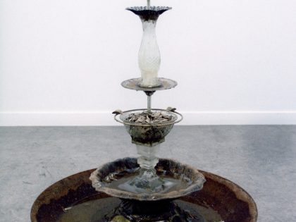 Sara Reyes: looping fountain, 2025.
